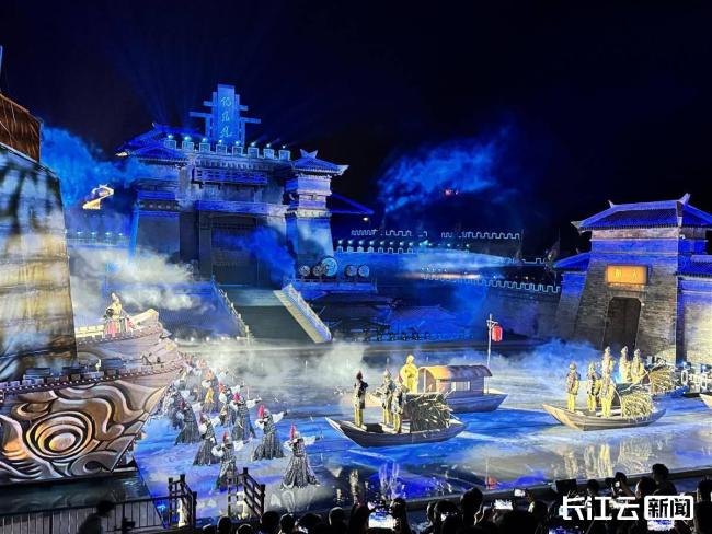 沿着“赤黄红”文旅线路，探寻湖北文旅新主轴的色彩密码