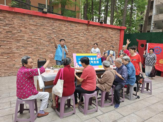 粽香传温情，志愿暖人心，清廉树新风