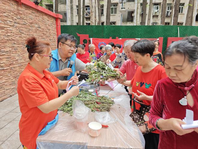 粽香传温情，志愿暖人心，清廉树新风