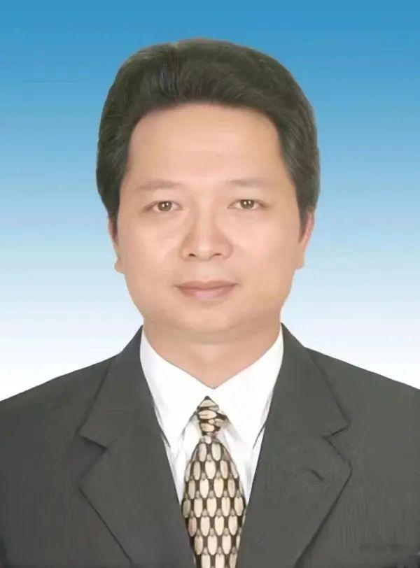 福建省委决定，3名干部履新