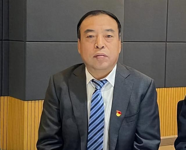 官方披露，闫海秦已被查