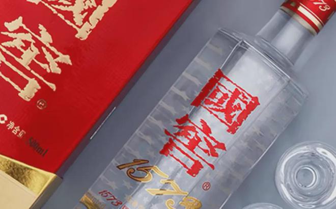 身处行业寒冬，泸州老窖凭什么稳坐“增长过山车”？