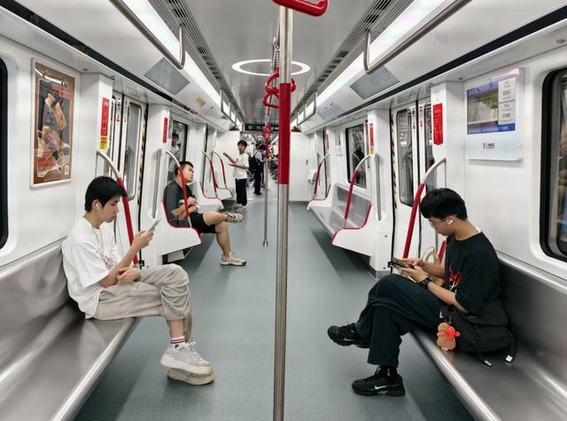 刚刚，10号线、12号线双线开通！广州地铁“十字+环形+X形”线网正式成形