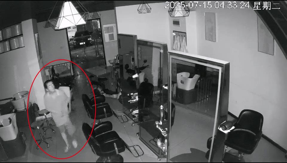 男子沿街推门盗窃多次得手，7天后落网