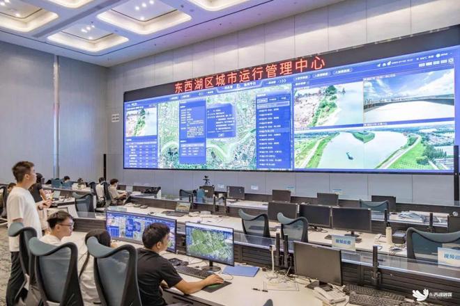 “别游了，说你呢！”东西湖上空谁在喊话？