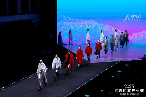 T台上的“武汉时裳”，品牌发布会演绎汉派新潮流